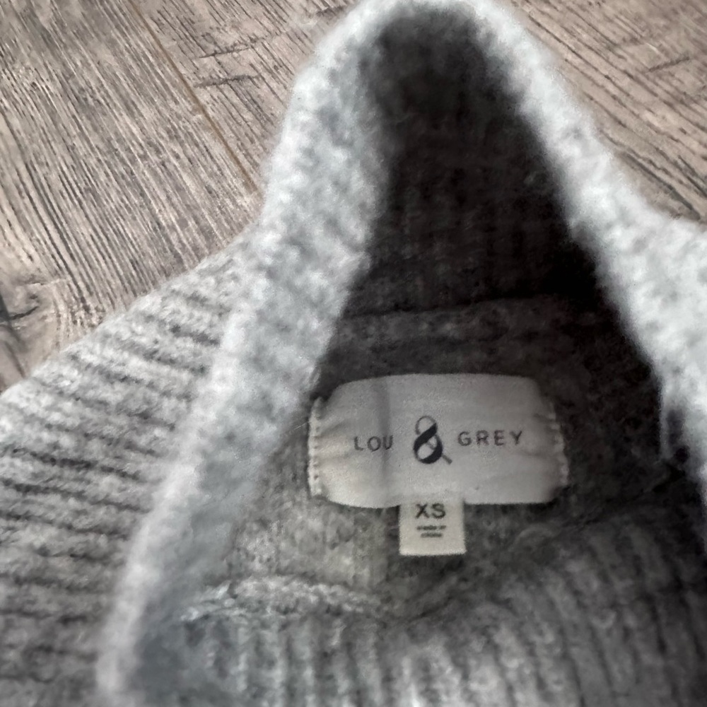 Lou and Grey long sleeve star sweater - Picture 4 of 4